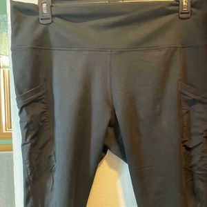 Fabletics Capri